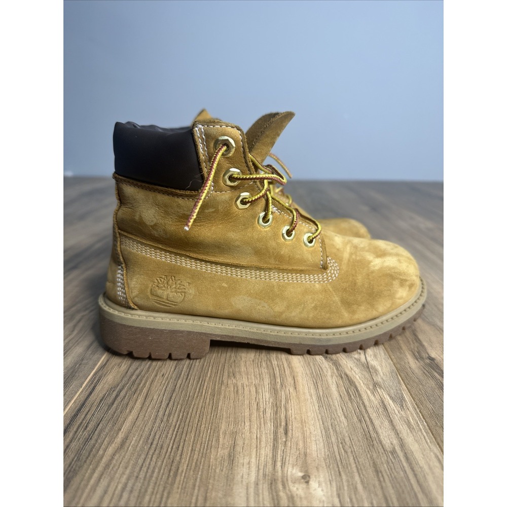 Timberland Boots Boys Size 4M Wheat Suede Prima loft 200 Grams